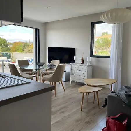 La Ste Apartament *