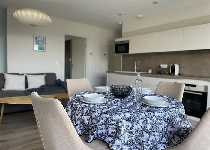 La Ste * פורטיסיו