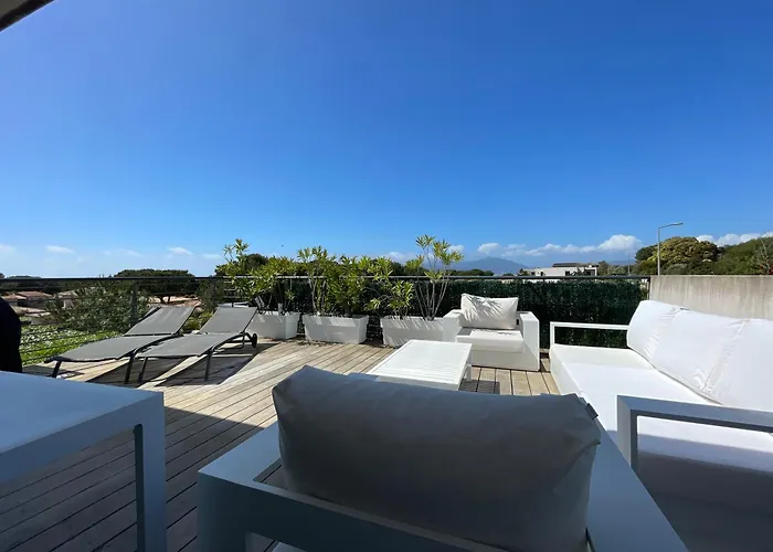 La Ste פורטיסיו